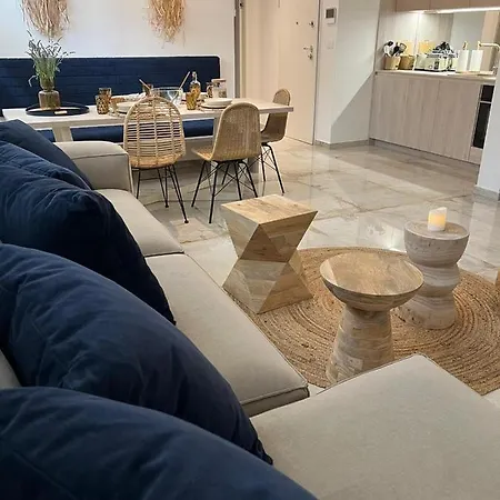 Apartment Cube S *