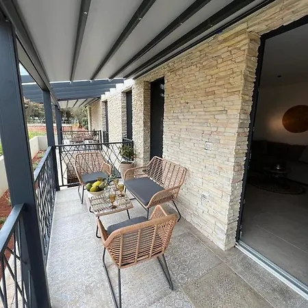 Cube S Apartment