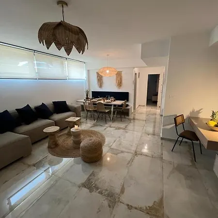 Apartment Cube S *
