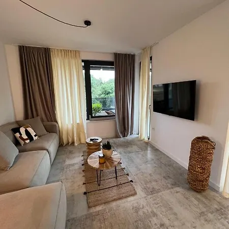 Apartment Cube S