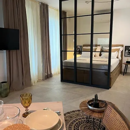 Апартаменты Cube S *