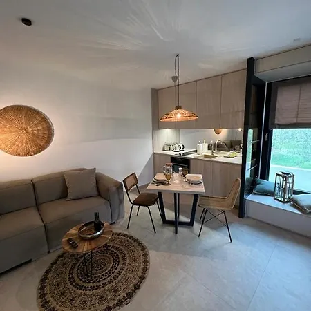 Апартаменты Cube S Медулин