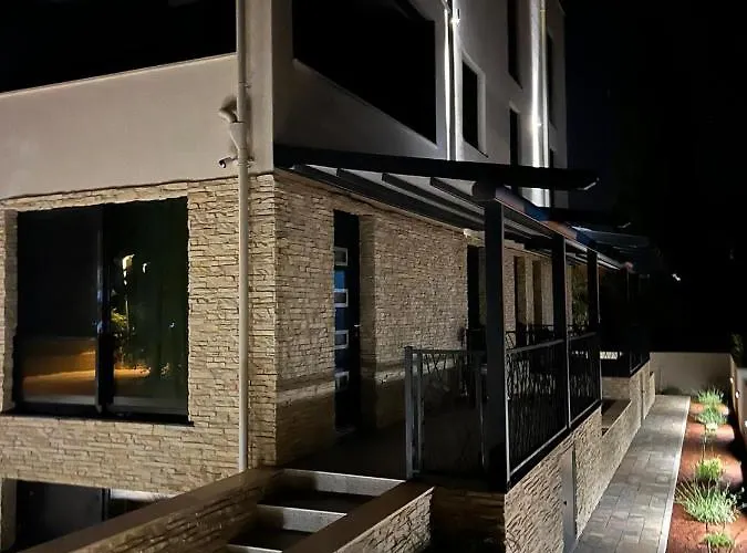 Διαμέρισμα Cube S